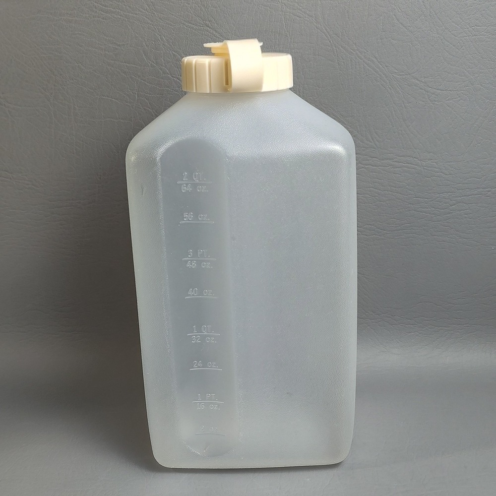 Vintage Rubbermaid Servin' Saver 2 Qt Drink Container Jug Almond‎ Lid #2468